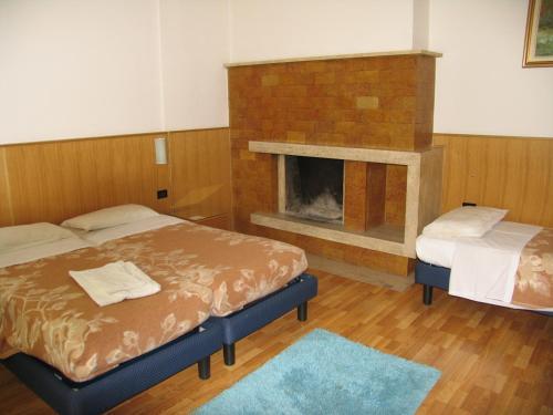 Hotel Oasi Trydent Zewnętrze zdjęcie