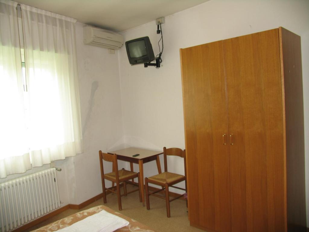 Hotel Oasi Trydent Zewnętrze zdjęcie
