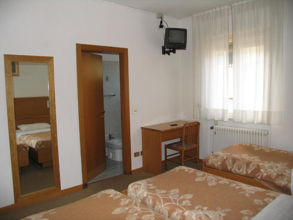 Hotel Oasi Trydent Pokój zdjęcie